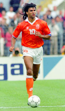 Football, Uefa EURO 1992, Group 2, Netherlands - Scotland