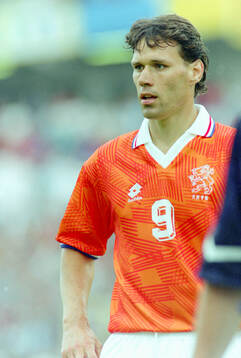 Football, Uefa EURO 1992, Group 2, Netherlands - Scotland