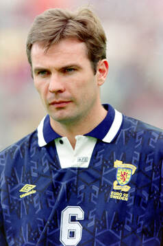 Football, Uefa EURO 1992, Group 2, Netherlands - Scotland