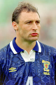 Football, Uefa EURO 1992, Group 2, Netherlands - Scotland