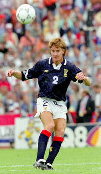 Football, Uefa EURO 1992, Group 2, Netherlands - Scotland