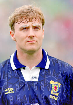Football, Uefa EURO 1992, Group 2, Netherlands - Scotland