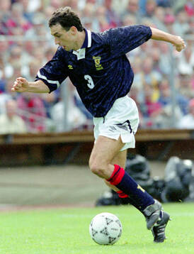 Football, Uefa EURO 1992, Group 2, Netherlands - Scotland