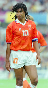 Football, Uefa EURO 1992, Group 2, Netherlands - Scotland