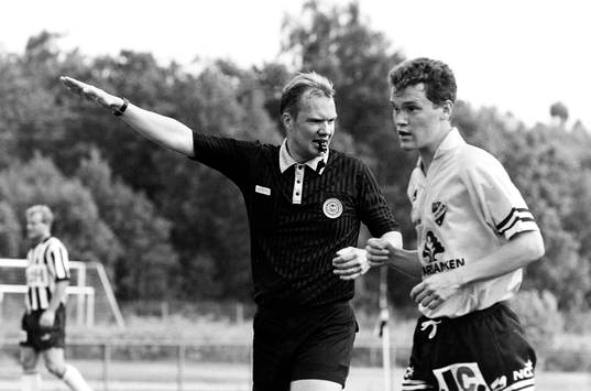 Bläddra bland fler bilder av Fotboll, Div 1 Södra, IFK Hässleholm - Landskrona, 1-3