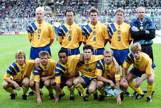 Bakre raden fr.v. Klas Ingesson, Joachim Björklund, Patrik