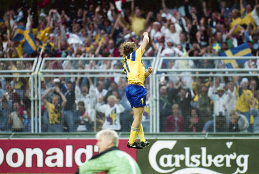 Tomas Brolin, Sverige, jubel, glädje, Peter Schmeichel,