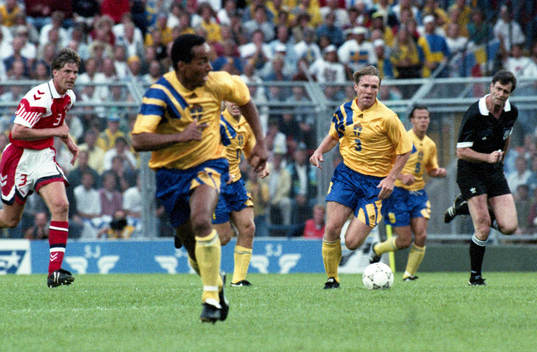 Jan Eriksson, Sverige med bollen