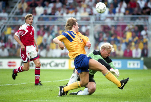 Tomas Brolin, Sverige