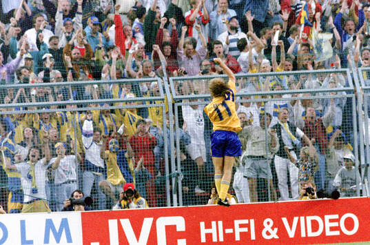 Swedens Tomas Brolin celebrates his goal