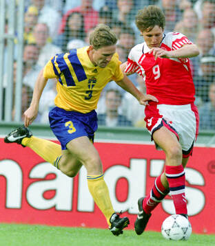 Swedens Jan Eriksson against Denmarks Flemming Povlsen