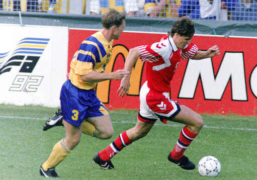 Swedens Jan Eriksson against Denmarks Flemming Povlsen