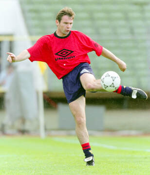Football, Uefa EURO 1992, Group 2, Germany - Scotland