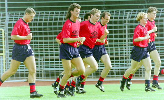 Football, Uefa EURO 1992, Group 2, Germany - Scotland