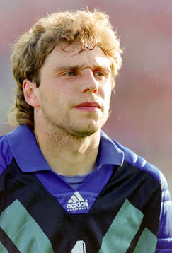 Goalkeeper Dmitri Kharin of CIS