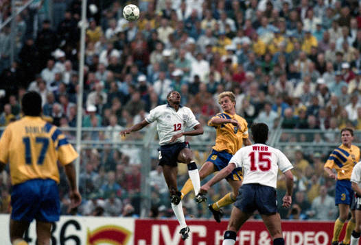 Carlton Palmer, England och Jonas Thern, Sverige