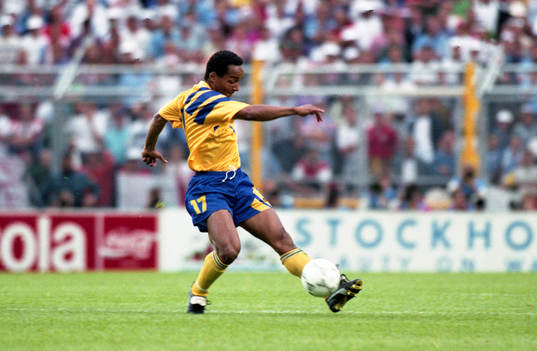 Martin Dahlin,  Sverige