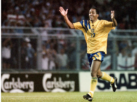 Martin Dahlin,  Sverige