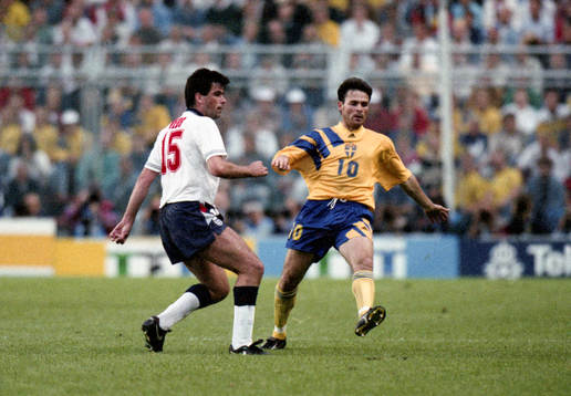 Anders Limpar, Sverige och Neil Webb, England