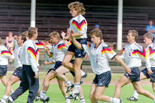 Germany, preview, training and media event at camp in