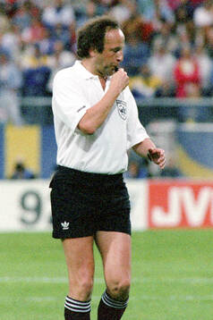 Football, Uefa EURO 1992, Group 2, Scotland - CIS (Russia)