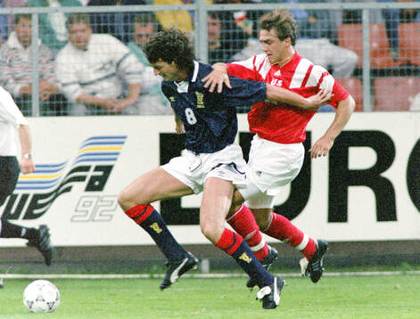 Football, Uefa EURO 1992, Group 2, Scotland - CIS (Russia)