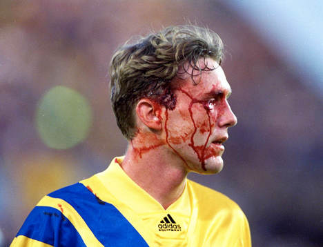 Jan Eriksson, Sverige blöder