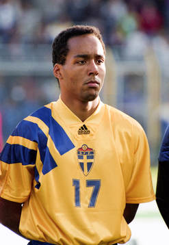 Martin Dahlin,  Sverige