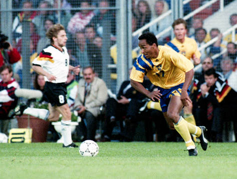 Martin Dahlin,  Sverige