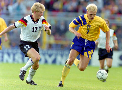 Bläddra bland fler bilder av Fotboll, EM92, Semifinal, Tyskland - Sverige