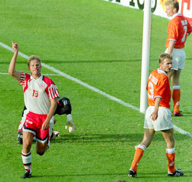 Football, Uefa EURO 1992, Semifinal, Netherlands - Denmark