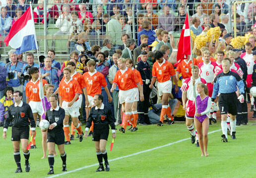 Football, Uefa EURO 1992, Semifinal, Netherlands - Denmark