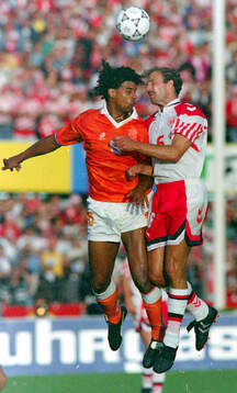Football, Uefa EURO 1992, Semifinal, Netherlands - Denmark
