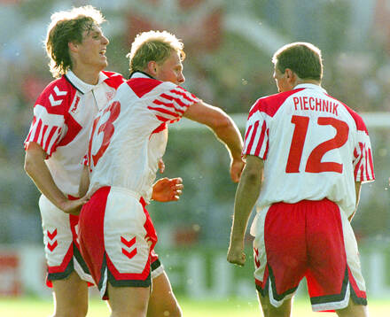Football, Uefa EURO 1992, Semifinal, Netherlands - Denmark