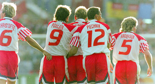 Football, Uefa EURO 1992, Semifinal, Netherlands - Denmark