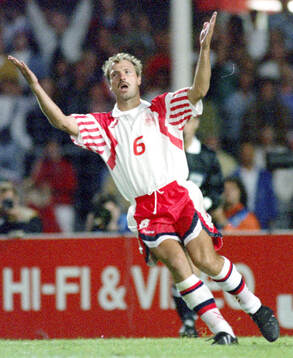 Football, Uefa EURO 1992, Semifinal, Netherlands - Denmark