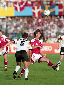 Guido Buchwald, Tyskland och Brian Laudrup, Danmark