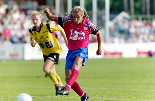 Henrik Larsson, Helsingborg i skottagen