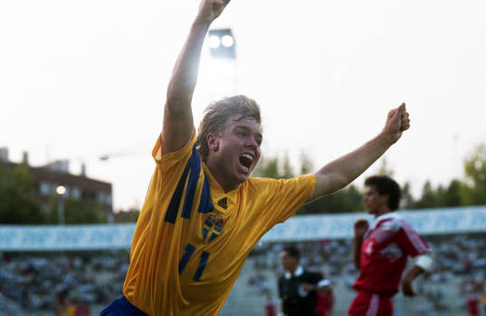 Tomas Brolin, Sverige jublar