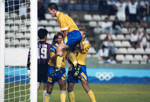 Bläddra bland fler bilder av OS 1992, Fotboll, Sverige - Sydkorea, 1 - 1