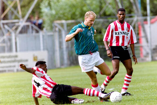 Dennis Bergkamp, Ajax