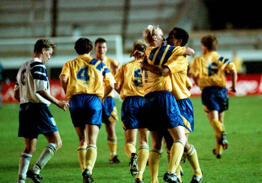 Martin Dahlin och Klas Ingesson, Sverige jublar
