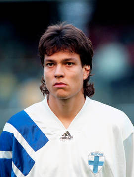 Jari Litmanen, Finland
