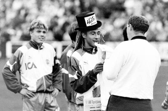 Henrik Larsson, Helsingborg får Mr Hattrick av Tipstjänst