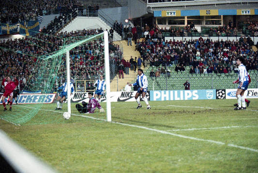 Peter Eriksson gör 1-0 till IFK Göteborg