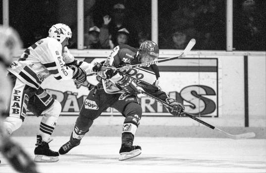 Peter Forsberg, Modo
