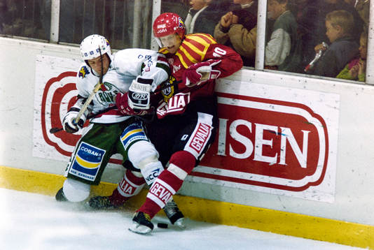 Igor Stelnov, Rögle trycker upp Thomas Tallberg, Brynäs i