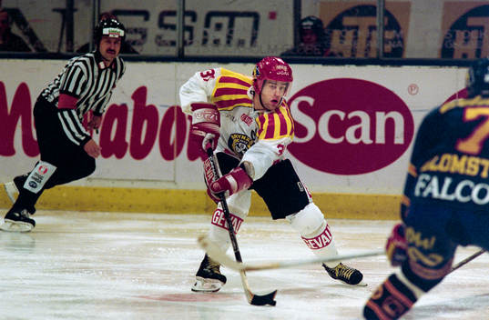 Peter Larsson, Brynäs med pucken
