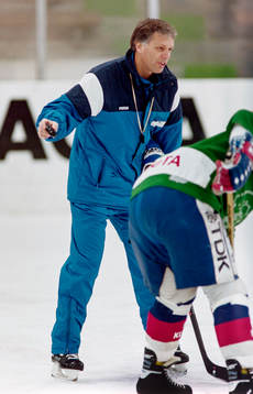 Conny Evensson, tränare i Kloten