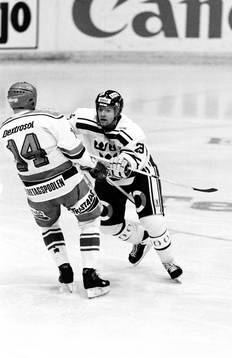 Mikael Renberg, Sverige
